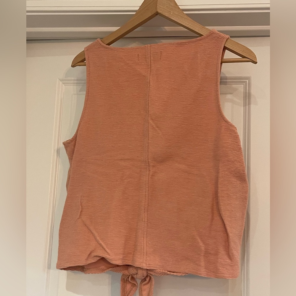 Madewell Coral Button-Front Tie-Knot Tank Top - Picture 2 of 5